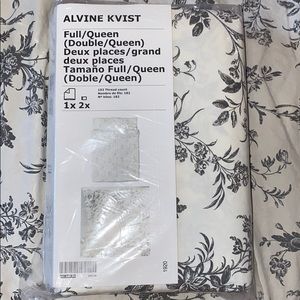 IKEA full/queen duvet cover with pillow covers.